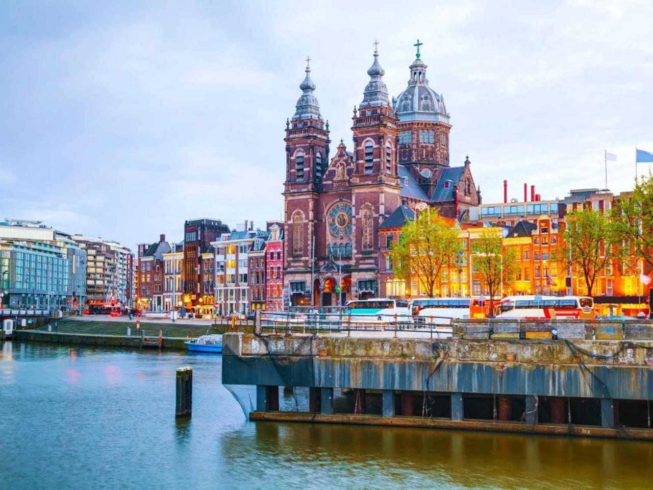 City Heart Station Amsterdam Extérieur photo